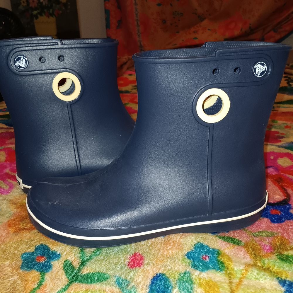 CROCS Navy Short Waterproof Rain Boots with Cream Accents